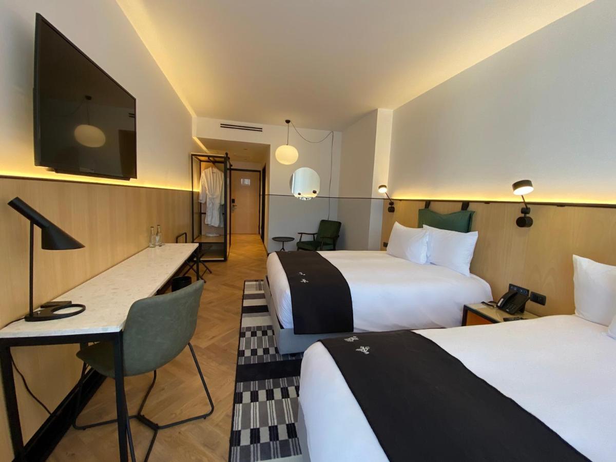 Met Hotel 拉巴斯 外观 照片