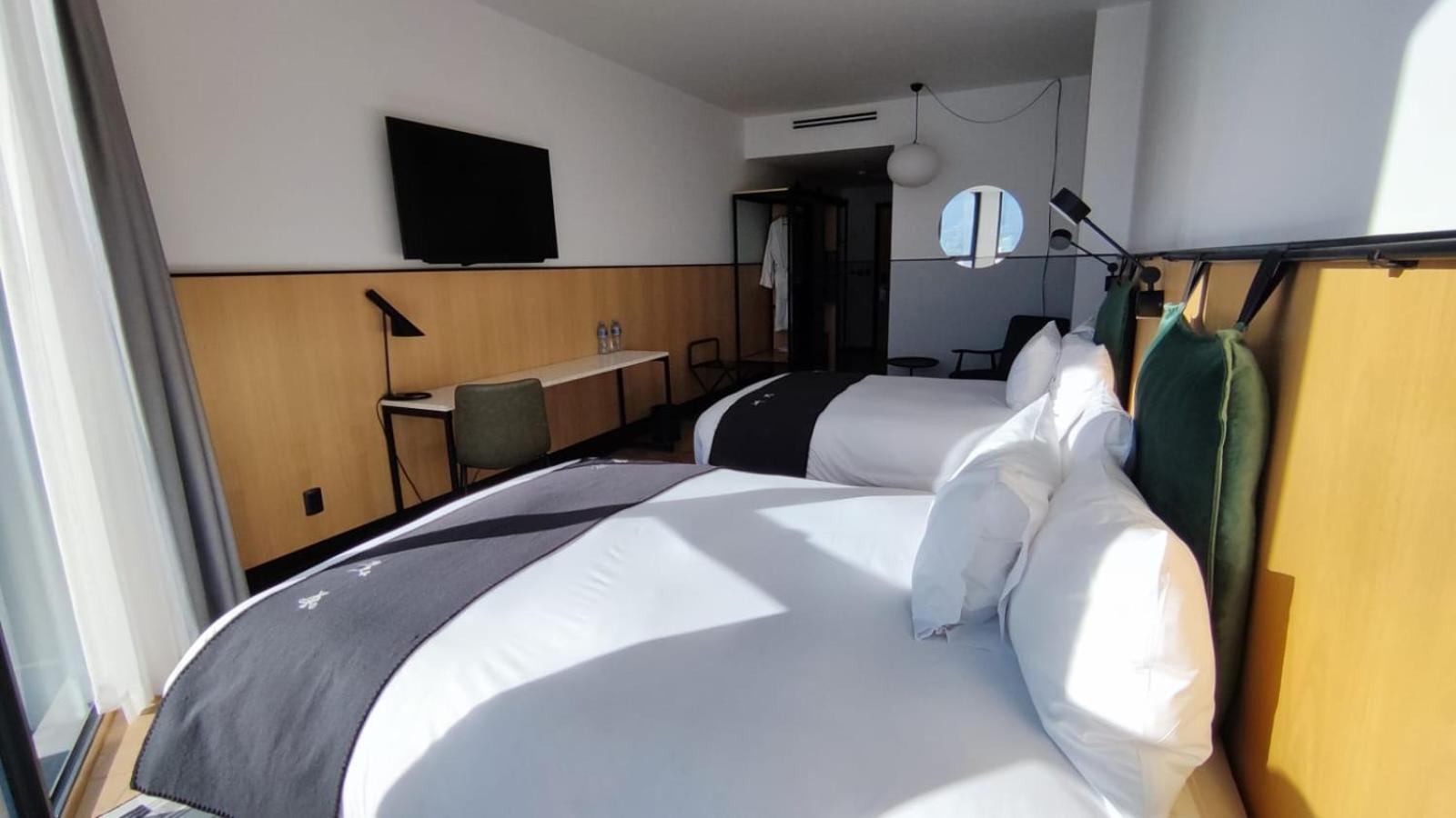 Met Hotel 拉巴斯 外观 照片
